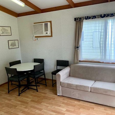 Tatura Cabin & Caravan Park Exteriör bild